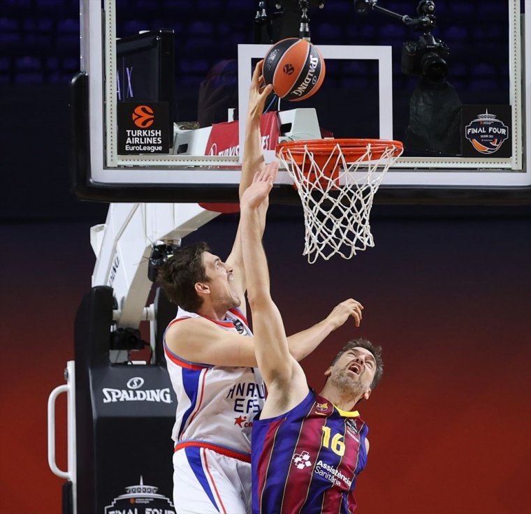 Anadolu Efes Tarih Yazdı: Avrupa'nın en büyüğü oldu