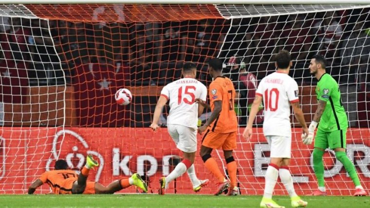 Büyük hezimet: Türkiye, Hollanda'ya 6-1 kaybetti!