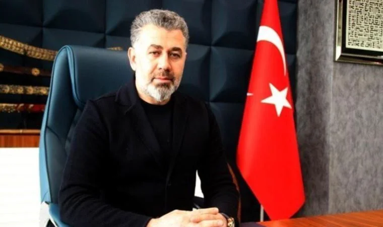 MHP'den istifa etmişti: 50 kişi canlı yayını basıp darp etiler