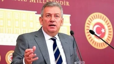 CHP'li Haluk Pekşen hayatını kaybetti.