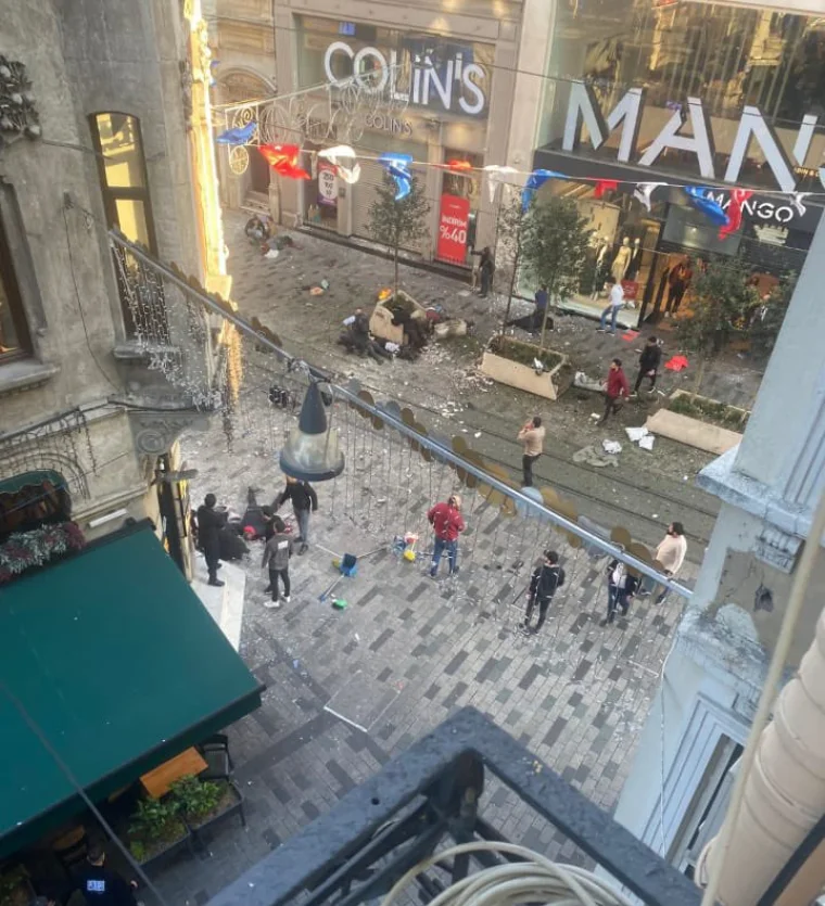 İstiklal Caddesi'nde patlama: İlk bilgiler görüntüler. Can kaybı ve çok sayıda yaralı