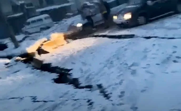 Adıyaman’da belediye binası moloz yığınına döndü