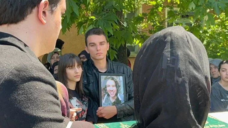 Kuryelik yapan üniversiteli Ata Emre Akman bir cani tarafından öldürüldü