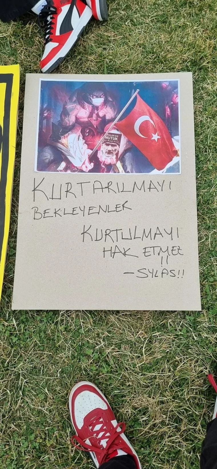 İmamoğlu'na destek 8'inci gün: Öğrenciler durmuyor. Andımız, Gençliğe Hitabe