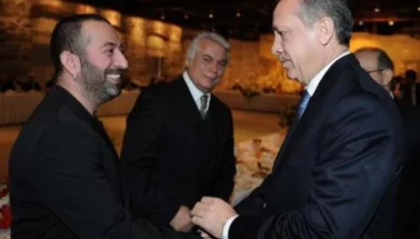 Komedyen Cem Yılmaz TT oldu