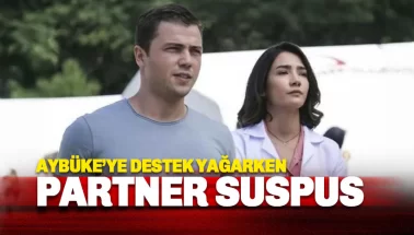Aybüke Pusat'ın partneri Tolga Sarıtaş'tan şaşırtan hamle