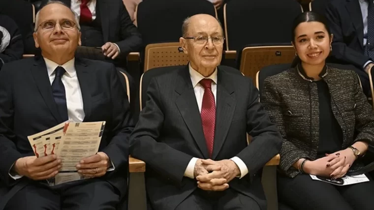 Uzun süre sonra ilk kez görüntülendi: İşte Ahmet Necdet Sezer'in son hali