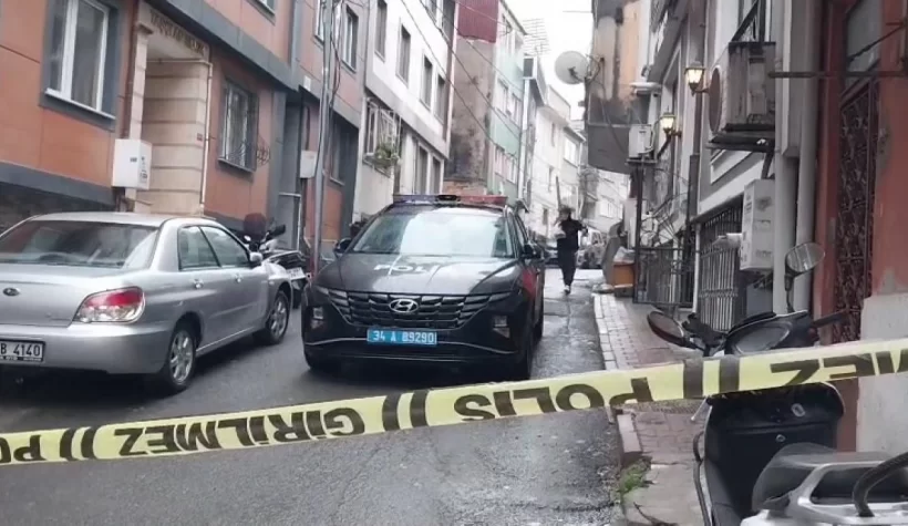 İstanbul'da silahlı saldırıda biri hamile 2 kişi hayatını kaybetti.