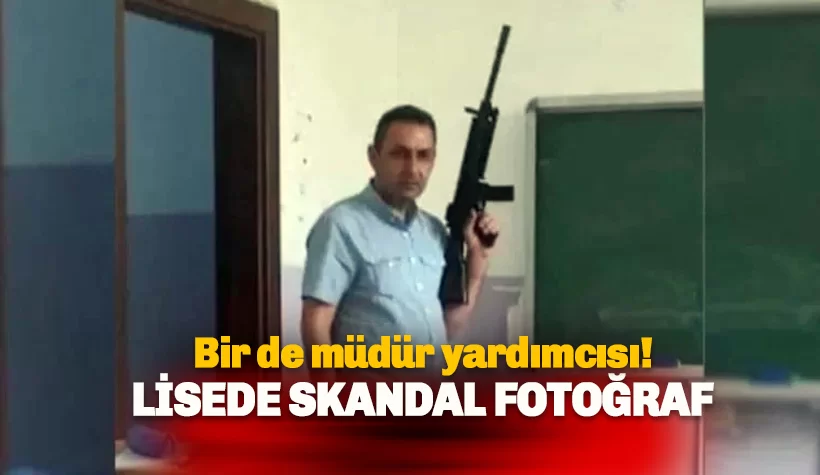 Lisesi Müdür Yardımcısından okulda skandal fotoğraf
