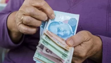 Ev kadınlarına emeklilik hakkı geliyor