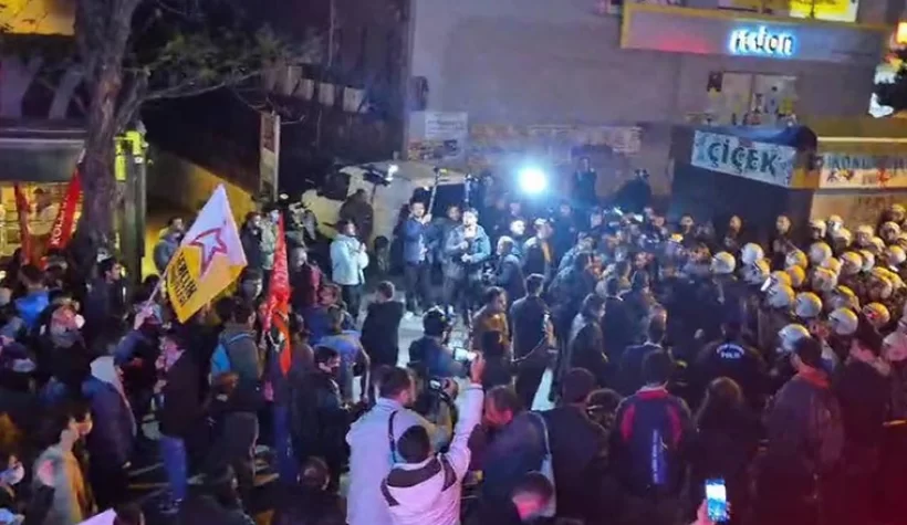 'Gençlik ayakta' yürüyüşü: Ankara'da öğrencilere polis müdahalesi: 30 gözaltı