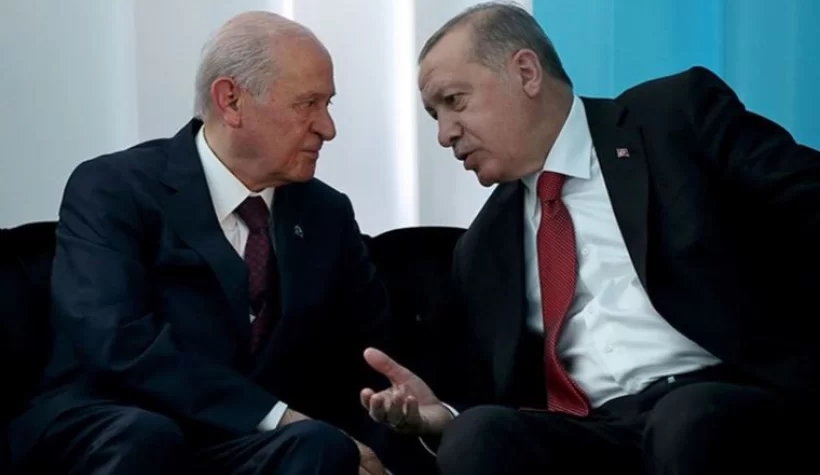 AKP'nin oy kaybı derinleşti, yüzde 30'un altını gördü