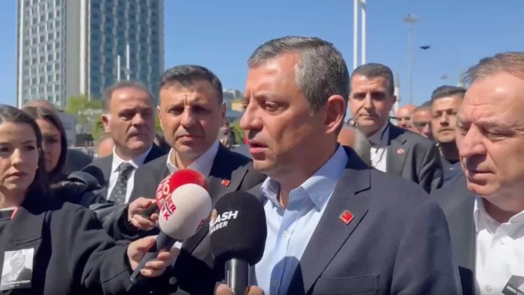 Özel'den yumruklu saldırı sonrası ilk açıklama: 'Bir süredir tehditler alıyoruz'