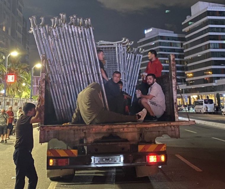 Plakasız ve yabancı uyruklu: Kim Bunlar