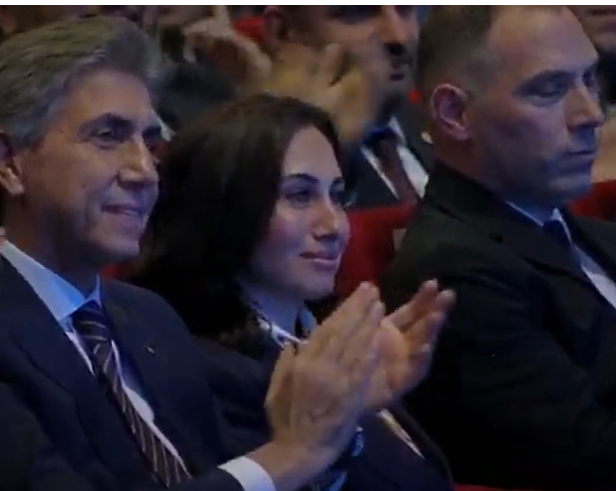 CHP'nin ikinci Özlem'i de AKP'ye geçti!