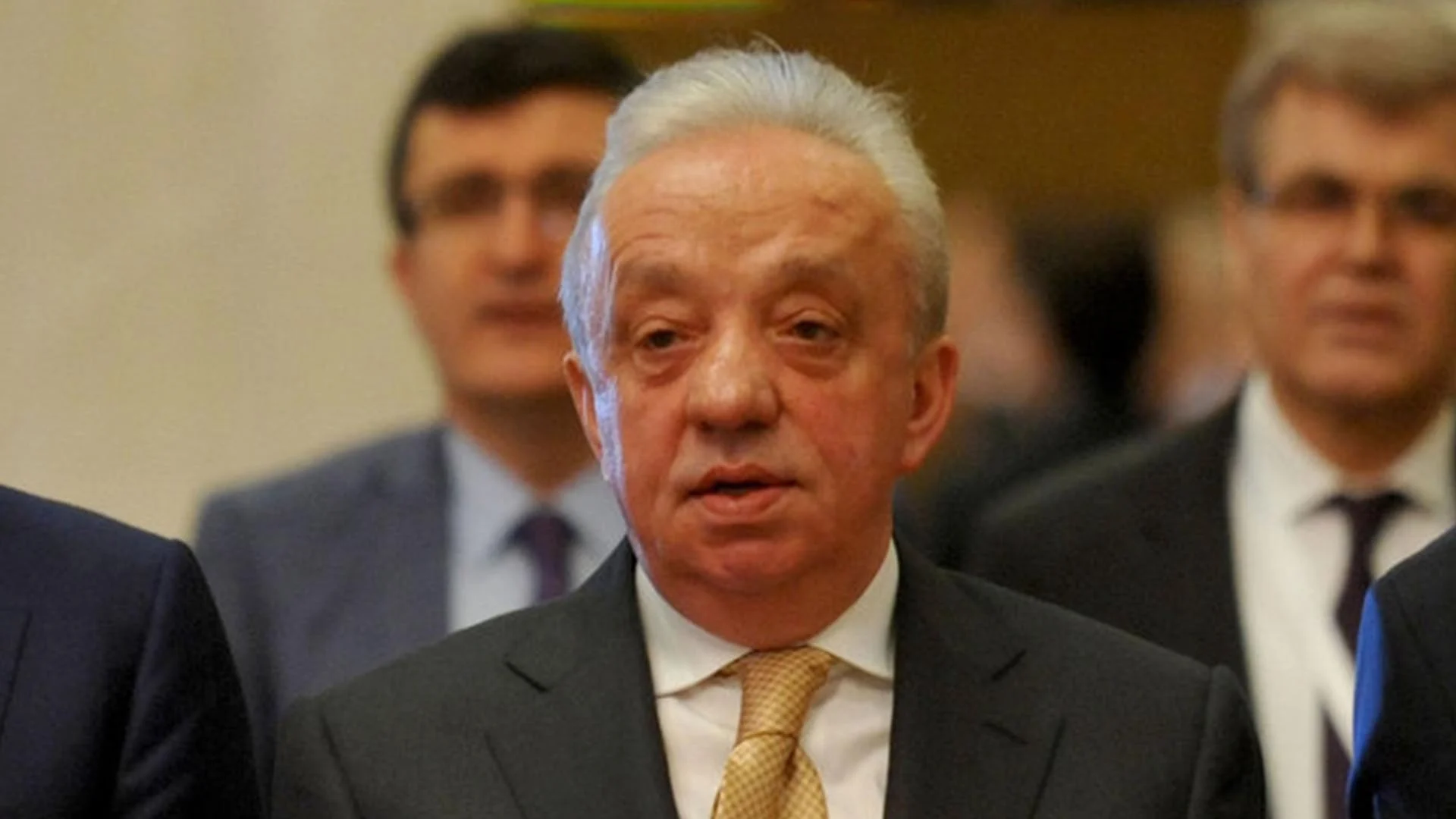 Yıldırım'ın oğlu ortalığı karıştırdı: Sen benim babamın kim olduğunu biliyor musun?