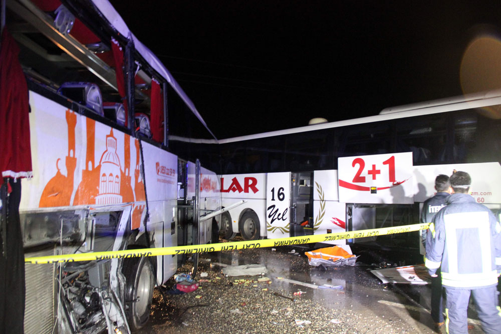 Karabük'te iki otobüs çarpıştı