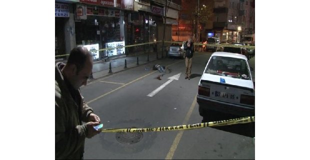 İstanbul Pendik'te cep telefonu cinayeti