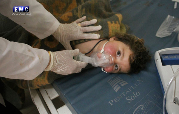 Suriye'de ölen çocuklar kimyasal saldırı