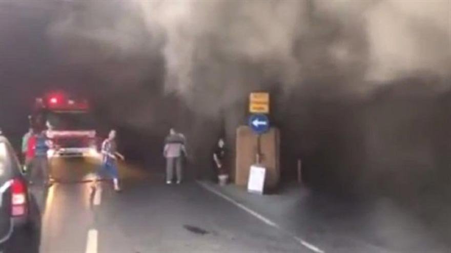 Son dakika Bisikletçiler Çarşısı Yangın