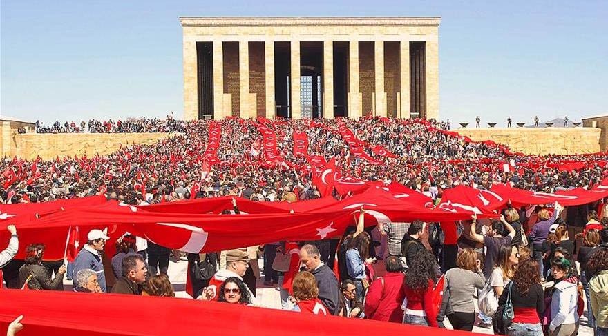 Anıtkabir'e konut tepkiler artıyor