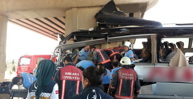 Ankara Pamukkale Turizm Yolcu Otobüsü kaza
