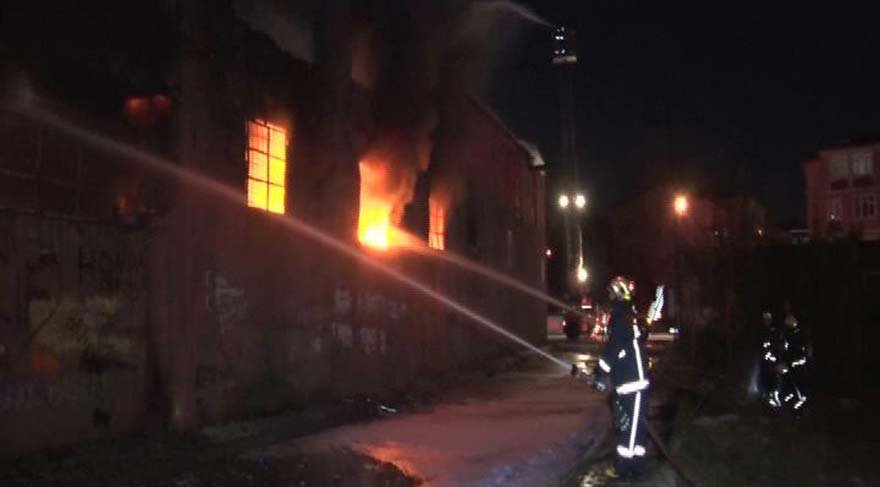 İstanbul Arnavutköy boya fabrikası yangını
