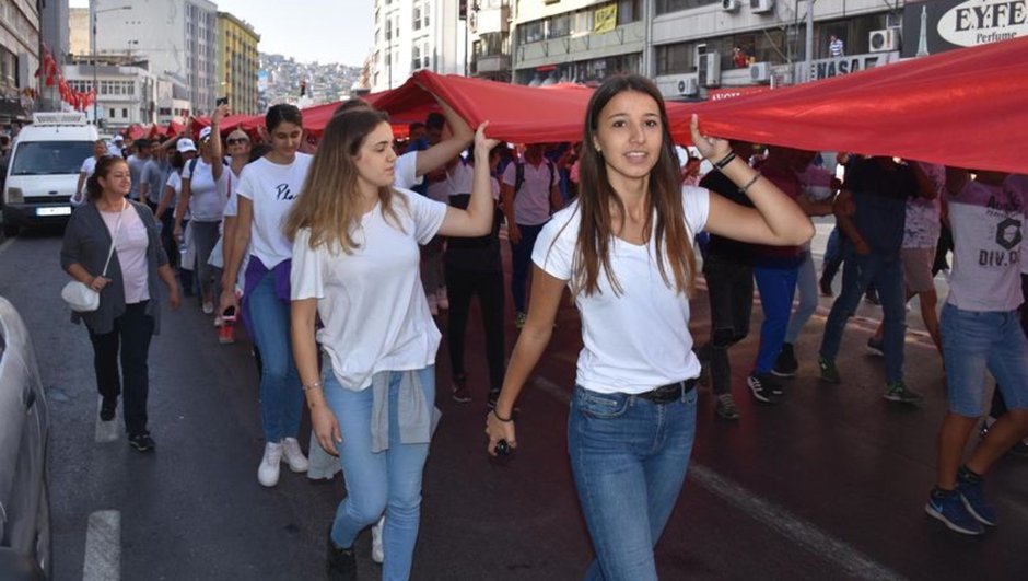 İzmir'in Yunan işgalinden kurtuluşu büyük coşkuyla kutlanıyor