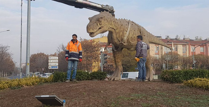 Ankara dinozorlar sökülüyor..