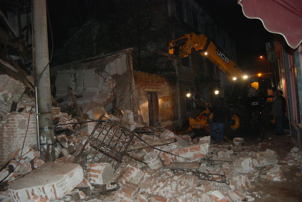 Çanakkale tarihi bina çöktü