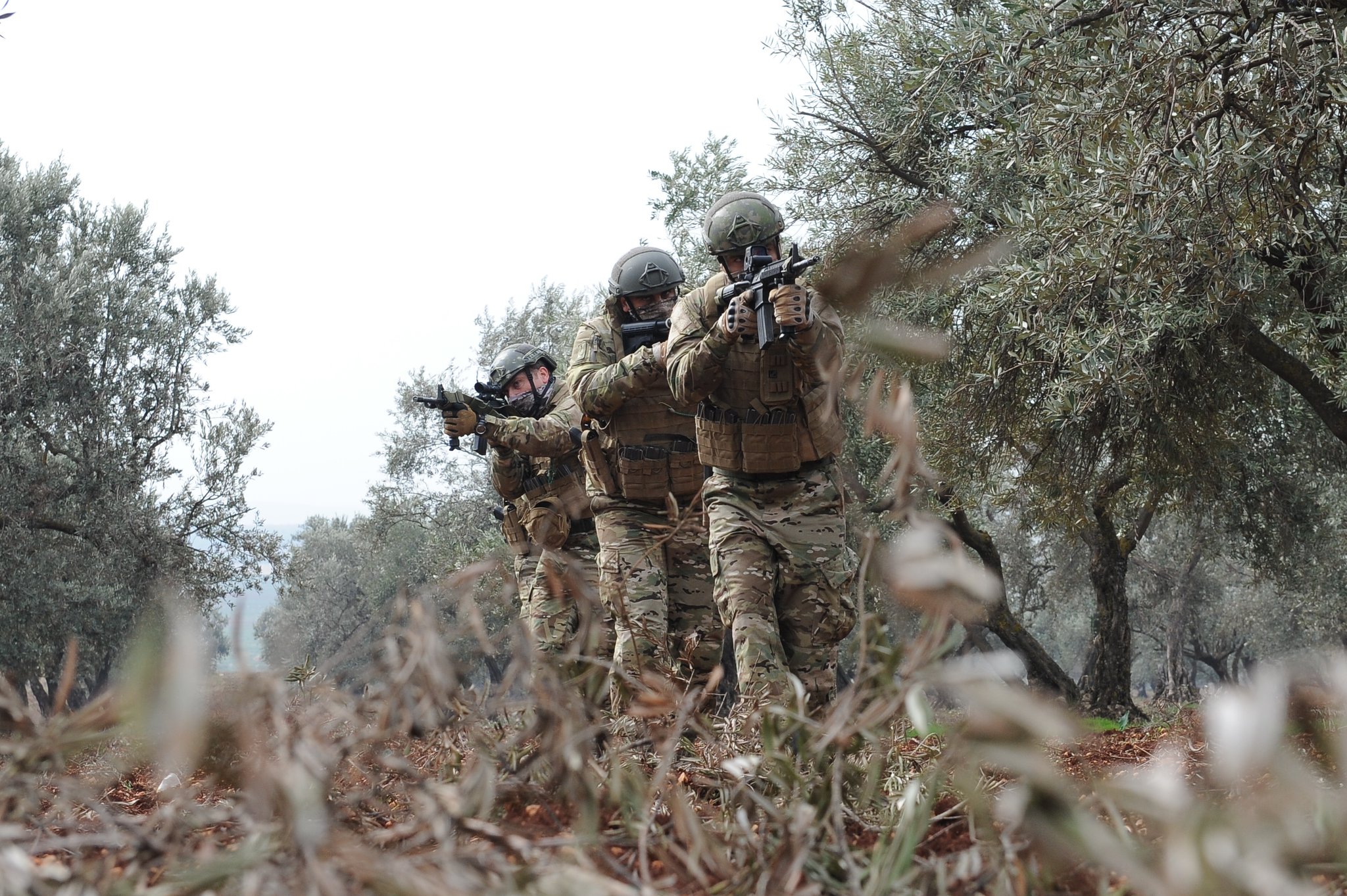 Türk askeri baskın yaptı Bafliun dağında teröristlere 