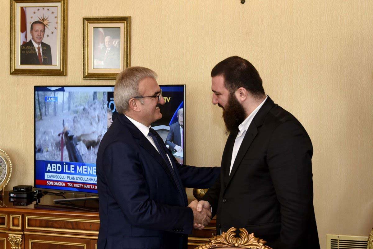 Antalya Valisi Şehzadeyi ağırladı